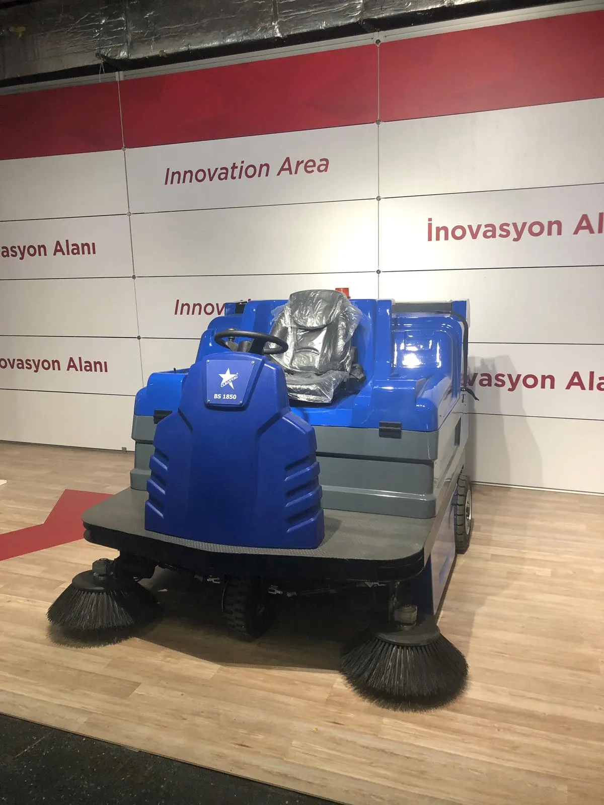 MİNİ SOKAK SÜPÜRME BS1850