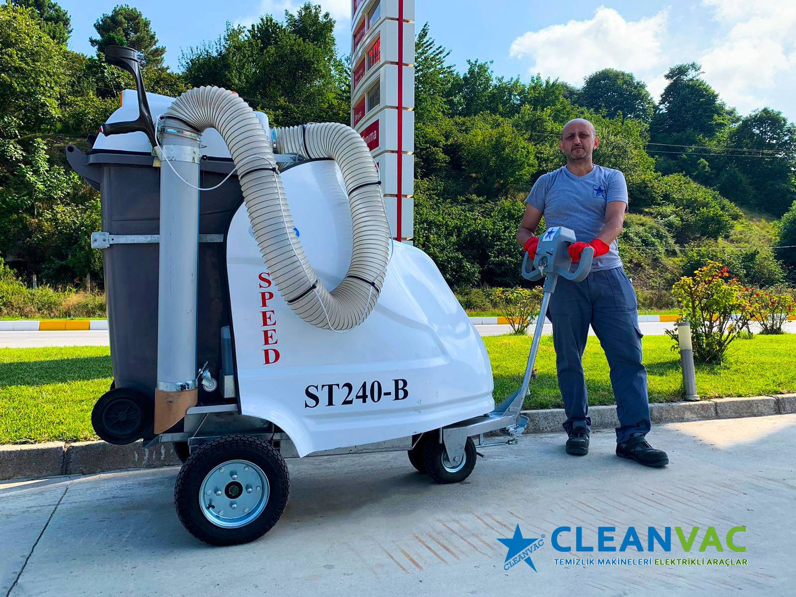  Fil Tipi Süpürme ve Temizleme Aracı Cleanvac ST240B